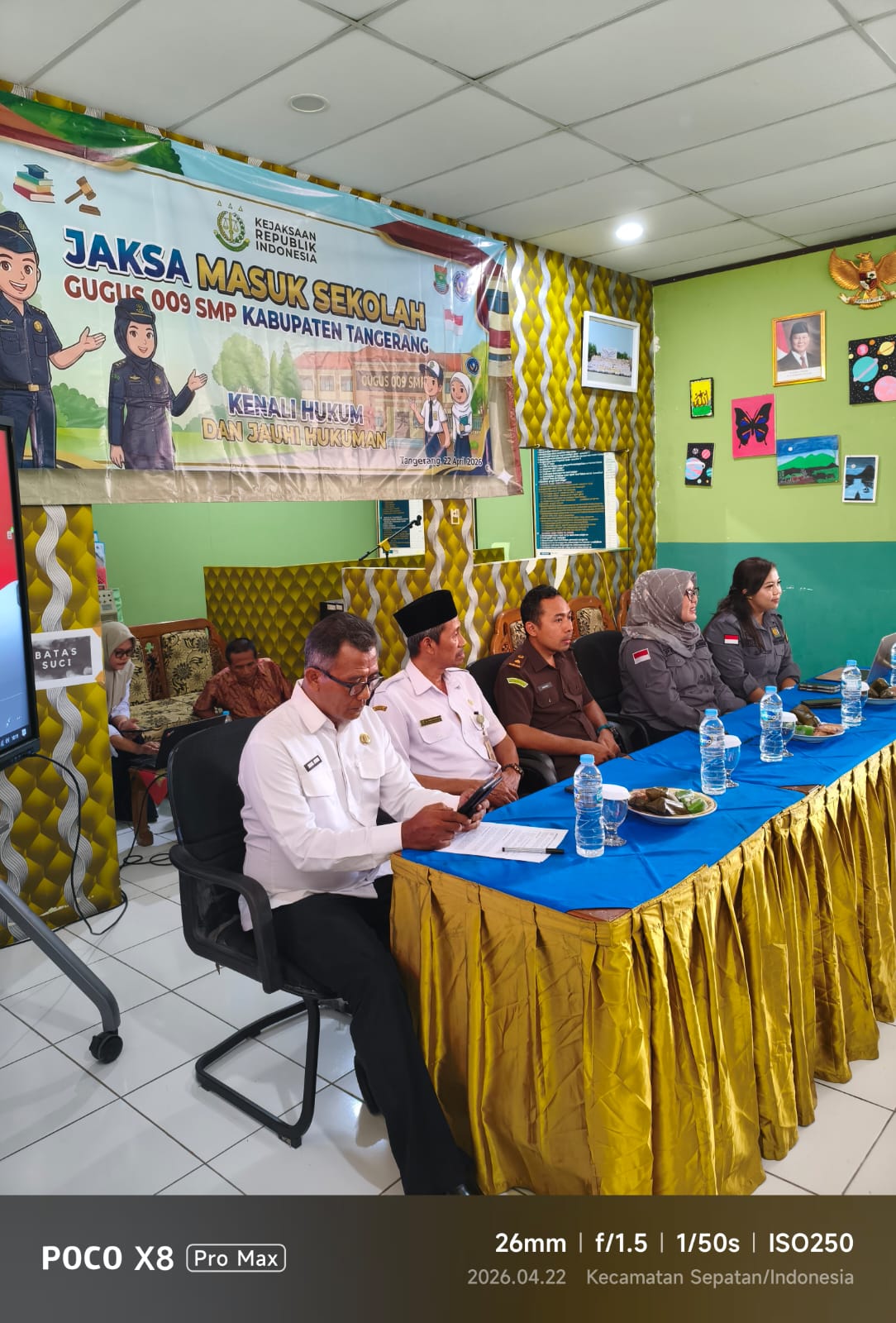 Jaksa Masuk Sekolah